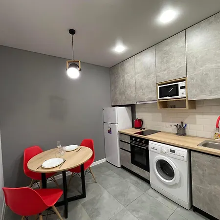 Apartment For Rent In The City Center Of Kharkiv K18 Elinaflats Exterior photo
