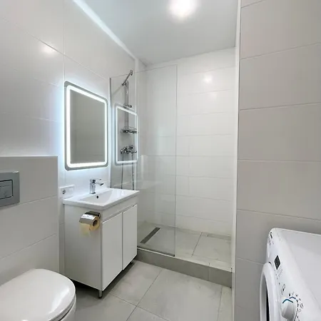 Apartment For Rent In The City Center Of Kharkiv K18 Elinaflats Exterior photo