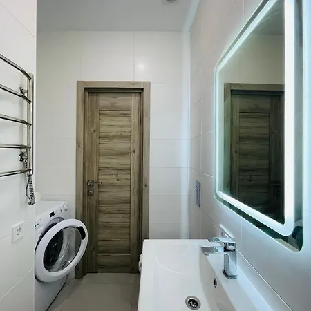 Apartment For Rent In The City Center Of Kharkiv K18 Elinaflats Exterior photo