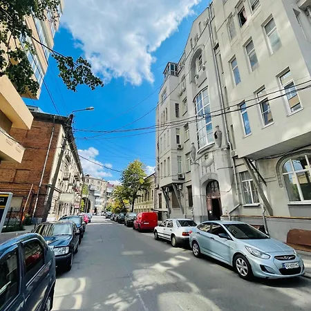 Apartment For Rent In The City Center Of Kharkiv K18 Elinaflats Exterior photo