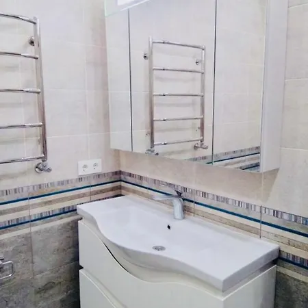 Apartment For Rent In The City Center Of Kharkiv K18 Elinaflats Exterior photo