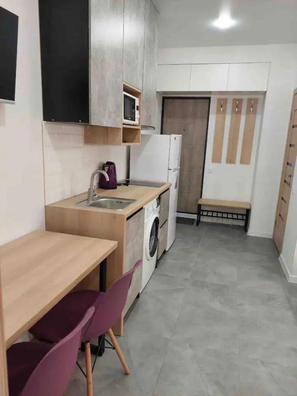 For Rent In The Center Of K18 Elinaflats Apartment