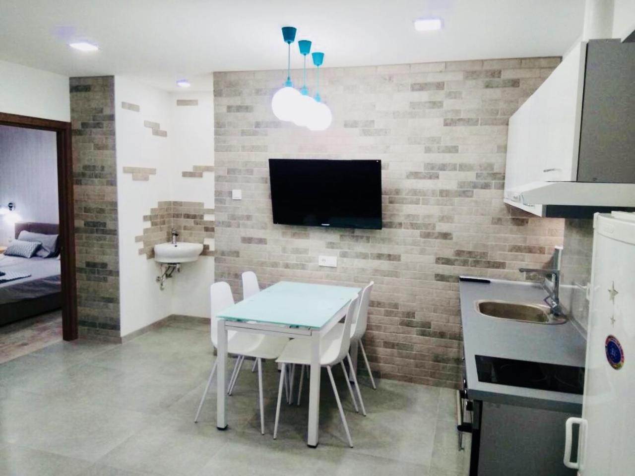 For Rent In The Center Of K18 Elinaflats *